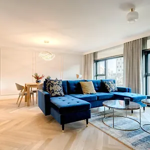 Apartment Dom & House - Winter, Danzig