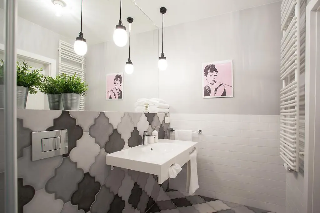 Stay-In Riverfront Lofts Gdansk Апартаменты